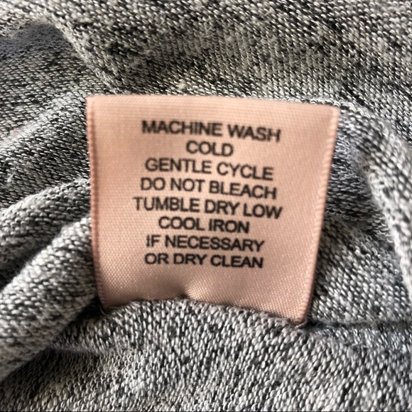 Philosophy Flare Sleeve Gray Women’s Top, size M - Picture 14 of 14